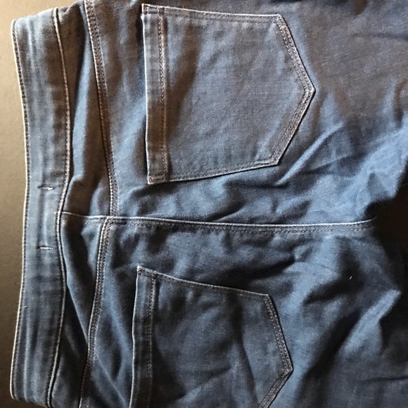 Forever 21 Straight Legged Jeans - Picture 3 of 5